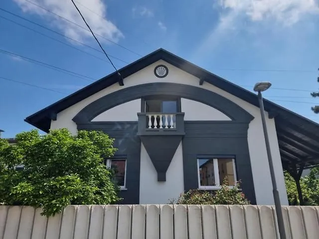 Palace Garden * ليوبليانا