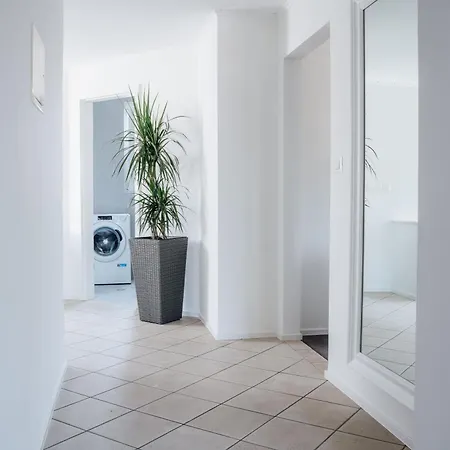 Palace Garden Lejlighed